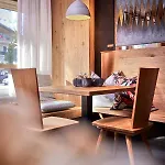 מלון Alpenhotel Perner אוברטאורן