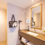 Alpenhotel Perner מלון