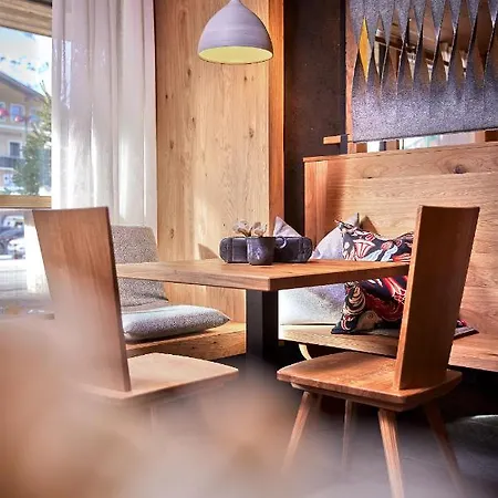 Отель Alpenhotel Perner Обертауэрн