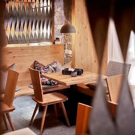 Alpenhotel Perner Hotel 4*