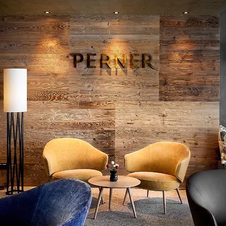 Отель Alpenhotel Perner