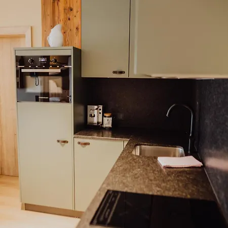Alpenhotel Perner فندق