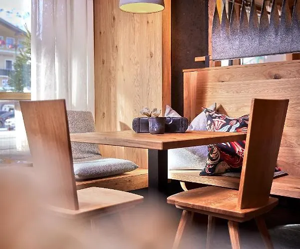 Отель Alpenhotel Perner Обертауэрн