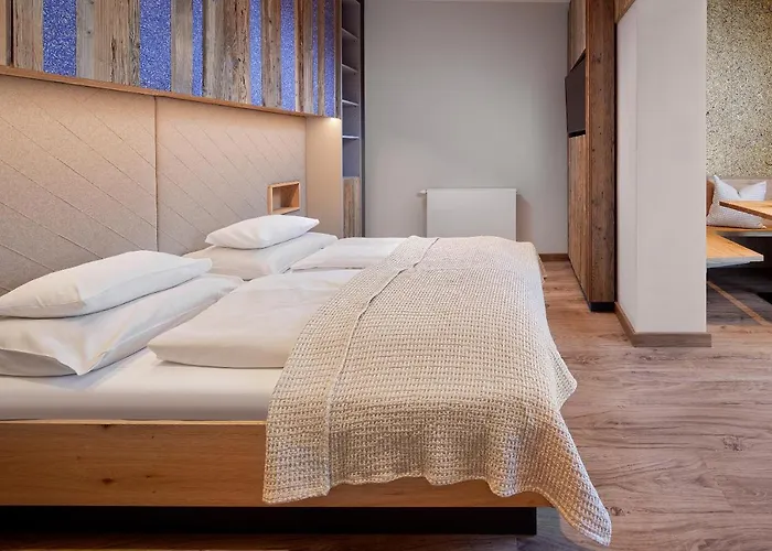 Alpenhotel Perner Обертауэрн