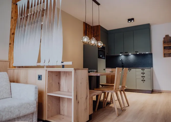 Alpenhotel Perner Отель Обертауэрн