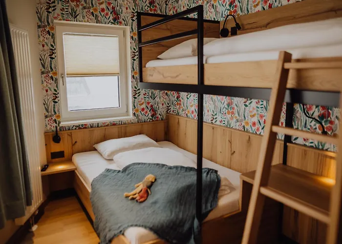 Отель Alpenhotel Perner 4*