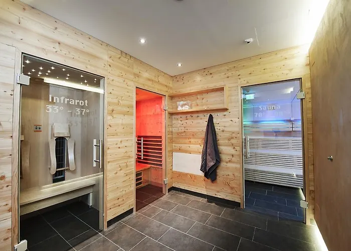 Отель Alpenhotel Perner Обертауэрн